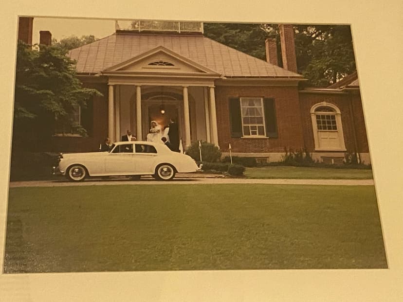 Ridgeway portico with classic car at the entrance